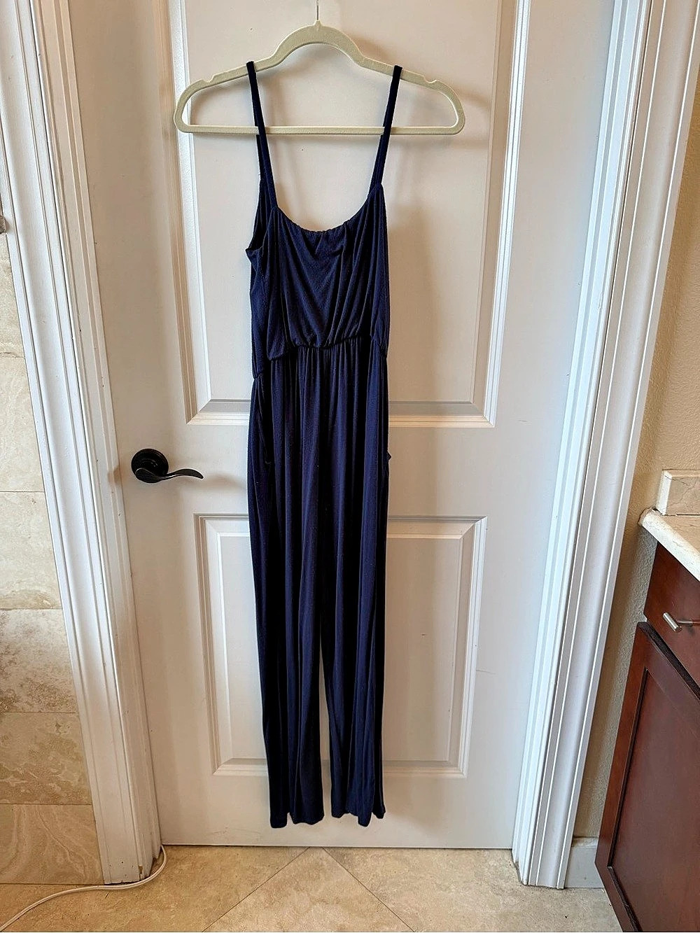 KaiLeigh Jumpsuit in Navy Size small petite.
